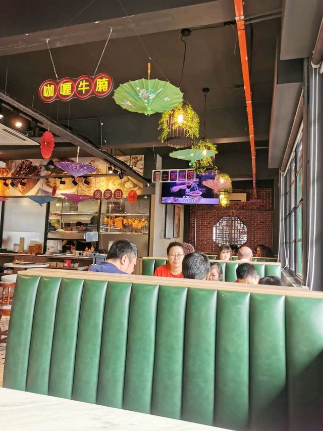 Dine in Little Hong Kong Restaurant, Sibu