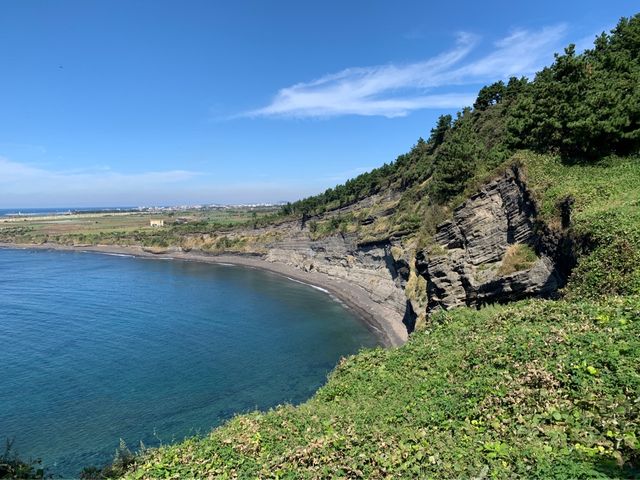 Hiking in SongAk San 