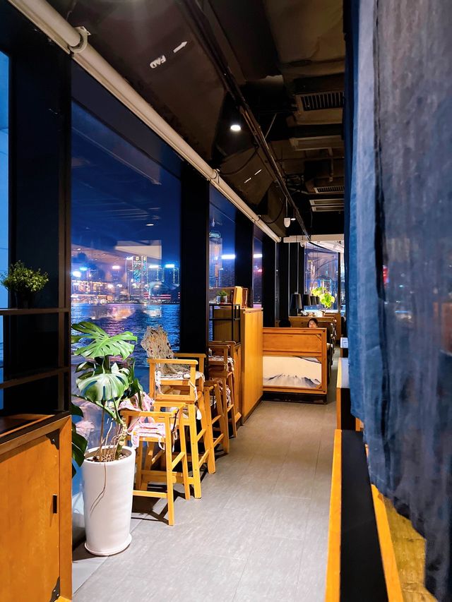 望住維港靚景，品嚐日本料理