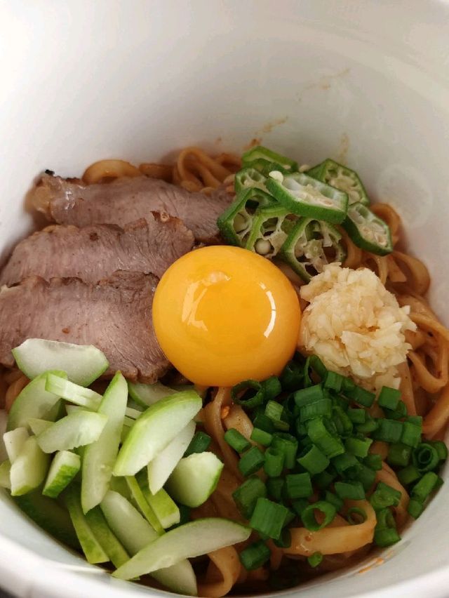 🤤 เฟิงจู หมูเจริญ เกี๊ยวซ่าหน้าเปิด สี่พระยา !!!