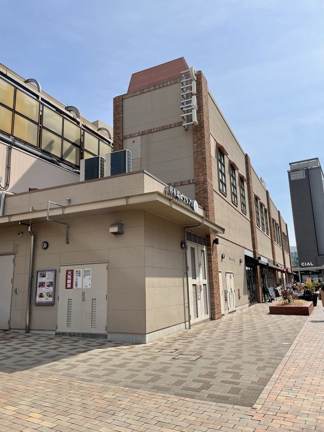【桜木町駅前】