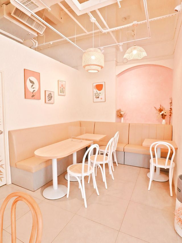 紅磡絕美奶油風打卡 Cafe  
