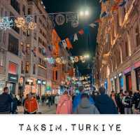 เดินเล่นยามค่ำที่ย่านTaksim, ตุรเคีย