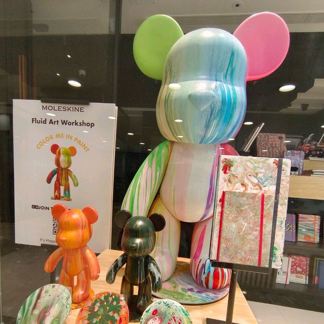 趣味兔寶寶，買 i phone 和 i mac ！