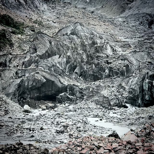 Hailuogou Glacier Tongue 2850m asl