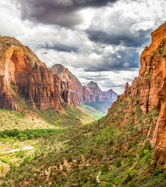 Zion National Park, isn't it a wonderful national park?