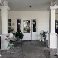 คาเฟ่บ้านไม้ the wooden house