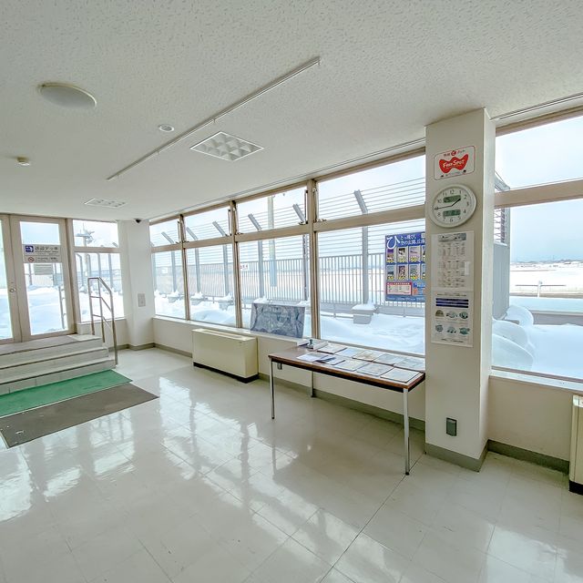 真冬の丘珠空港の展望台