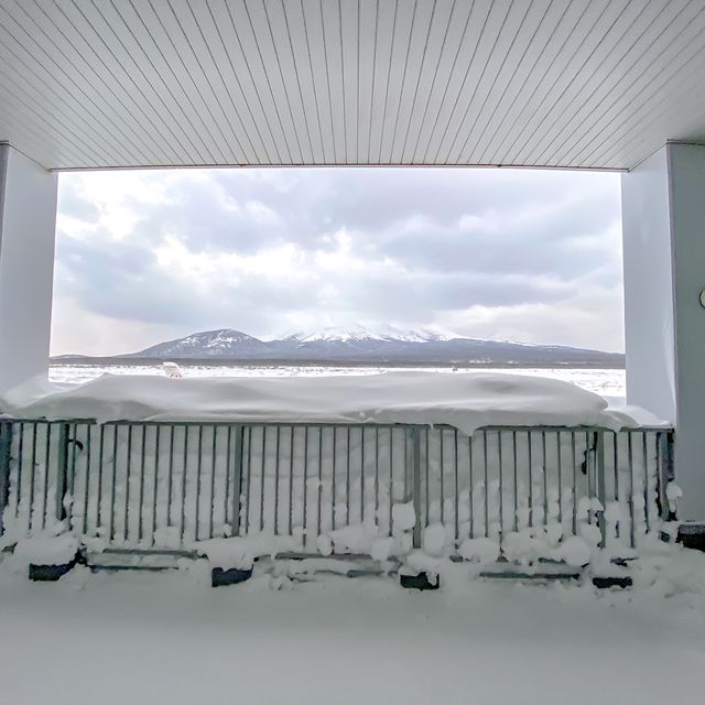 真冬の利尻空港の展望台