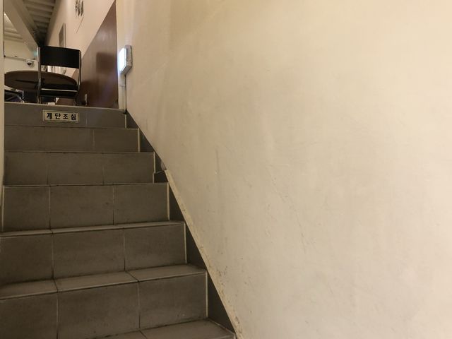 회기역 1분거리 카페 언차일드 