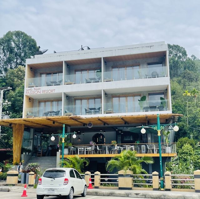 ที่พักวิวหลักล้าน @Passion Resort คีรีวง