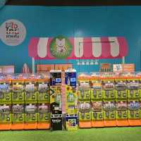 explore wide range of gashapon machines 