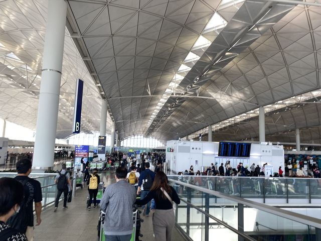 香港國際機場熱鬧盛況