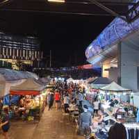 ลานหน้าห้าง The street รัชดา