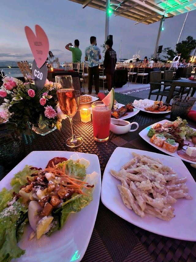 Marina Seaview Dining