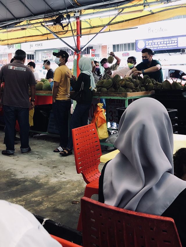 ; The Durian Hunting at Selangor.🍃
