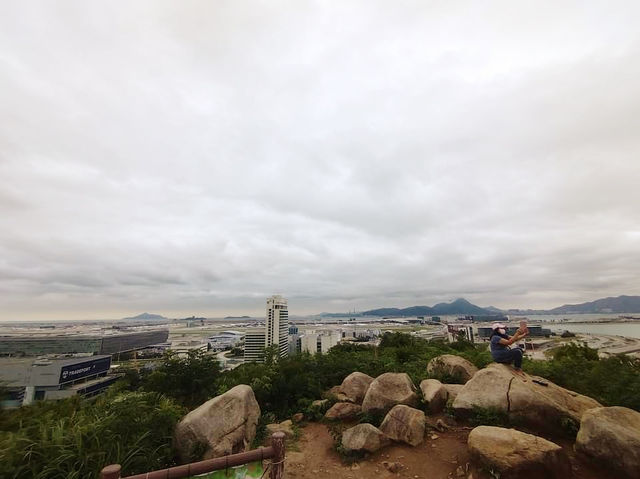 赤鱲角觀景山
