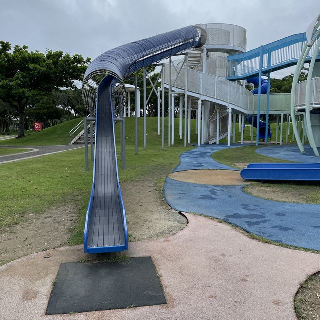 平和祈念公園の遊具がすごい
