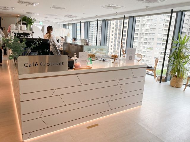 堁夏咖啡 café crotchet~位於台中歌劇院的高質感咖啡廳｜白色景觀系及視覺系網美飲品 愛打卡的你不要錯過