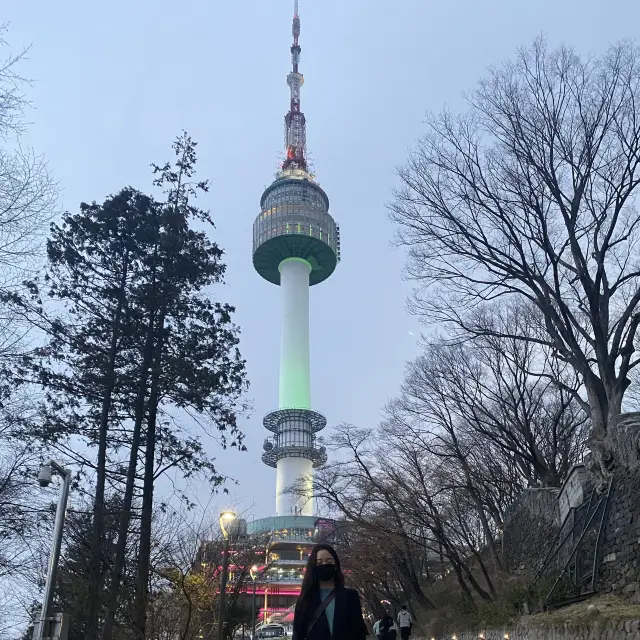 커플이라면 한번쯤은 갔을 서울 남산 타워🗼