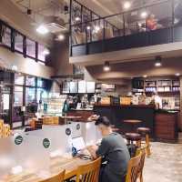 大又舒適✅☕️🫖STARBUCKS 星巴克 (台北圓環門市)