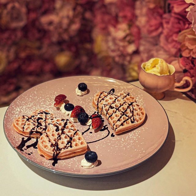 愛心花系共融Cafe