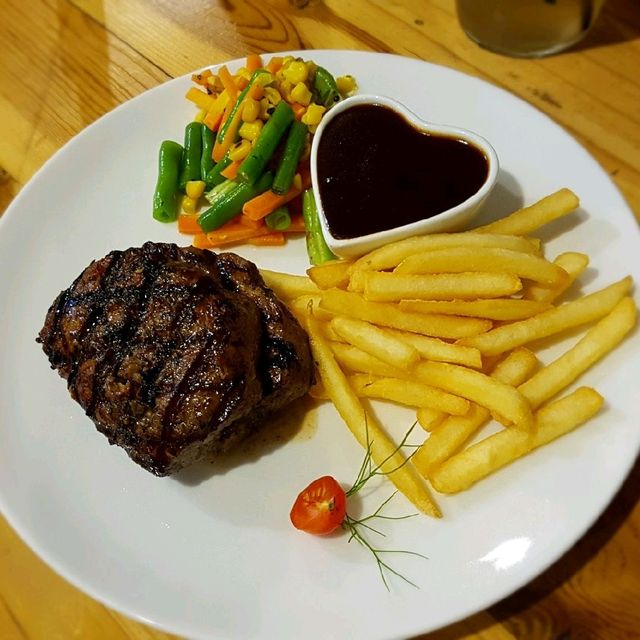 Steak lovers get closer Double U Steak
