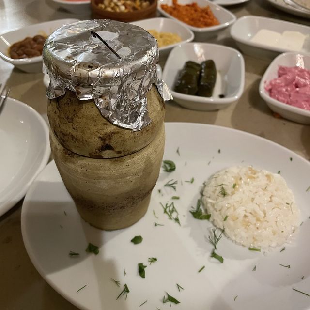 土耳其遊記 Cappadocia 必食的特色陶罐燉肉料理Pottery Kebabi