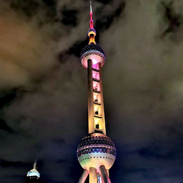 Evening in Lujiazui