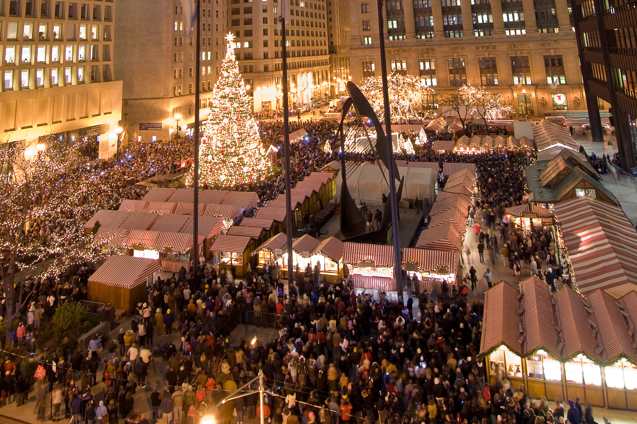 Christkindlmarket Chicago 2023 | Daley Plaza
