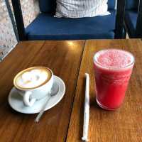 คาเฟ่เคโอบี (Café K.O.B) 