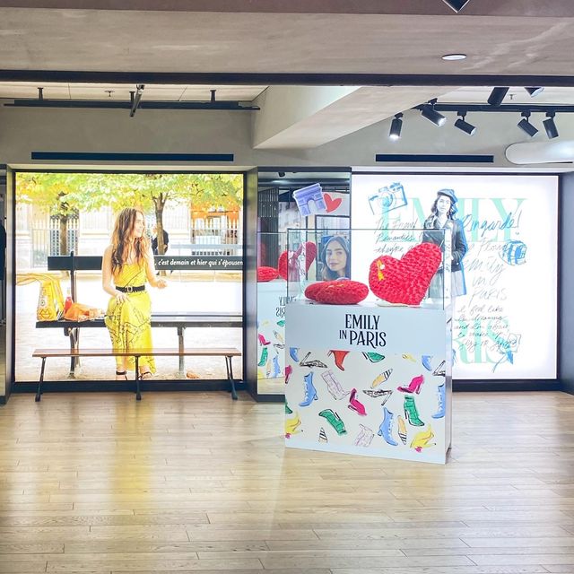 EMILY IN PARIS 主題展覽登陸香港