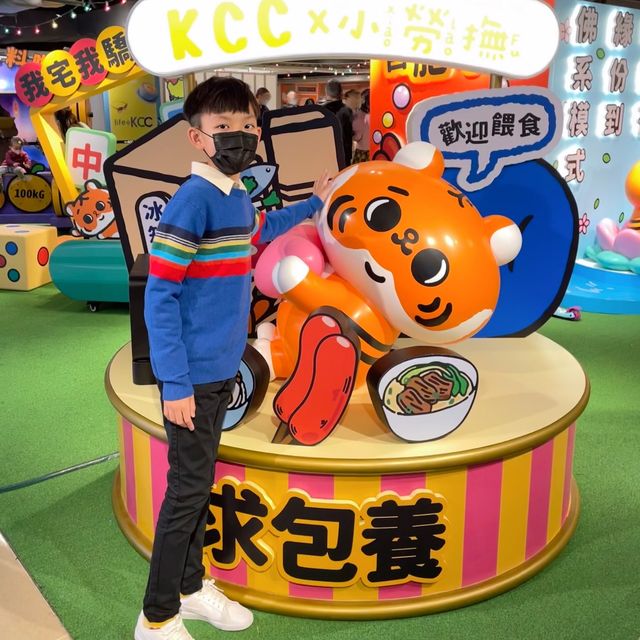 台灣小勞撫殺入香港過新年