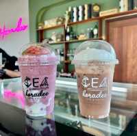 คาเฟ่น่ารักติดหาดแหลมสิงห์