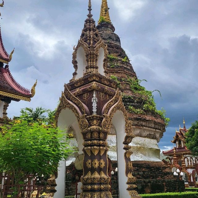 태국 치앙마이 Wat Saen Muang Ma Luang (Wat Hua Khuang)