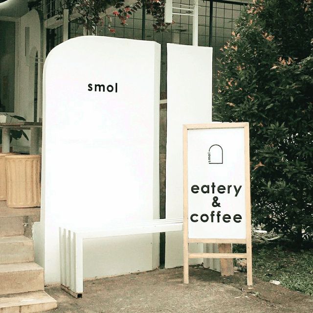 Smol Eatery & Coffee