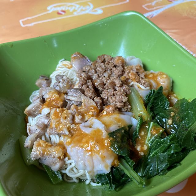 Bakmi Amoy 