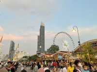 เที่ยวเอเชียทีค เดอะรีเวอร์ฟรอนต์