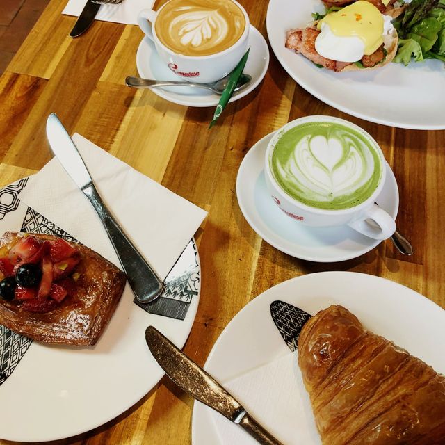【🇦🇺ケアンズカフェで最高デニッシュ生地】inオーストラリア