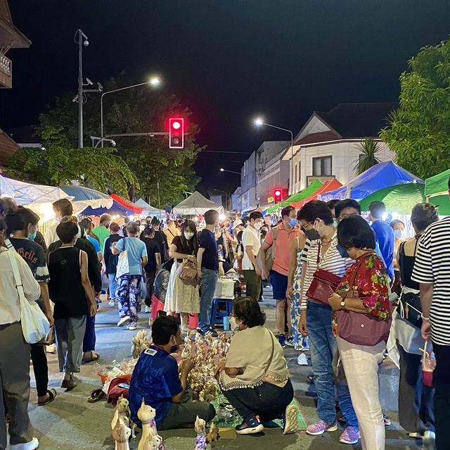 태국 치앙마이여행 일요일마다 열리는 거대한 선데이마켓