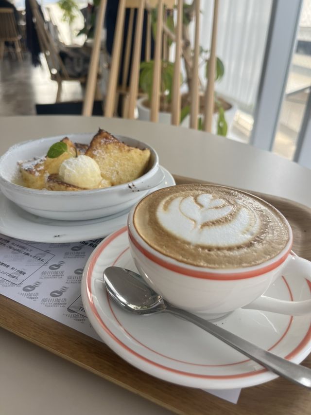 【大阪・カフェ】 老舗喫茶店のモーニング。珈琲はもちろん美味いが自家製パンが旨いんです！