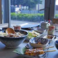 玻璃居酒屋，嘆食材新鮮的日式料理