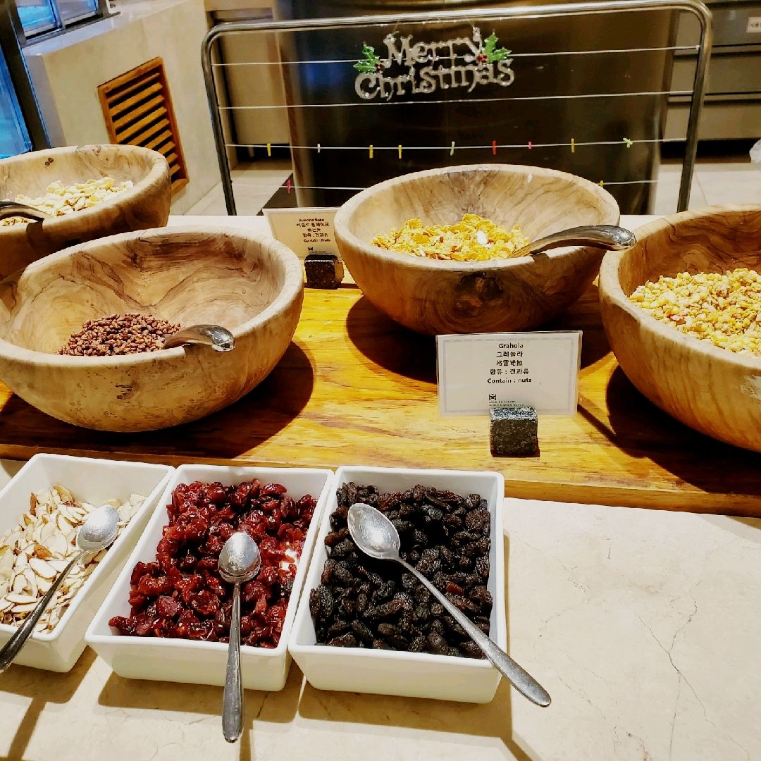 제주 여행] 맛있는 조식은 랜딩관 랜딩다이닝 | 트립닷컴 서귀포