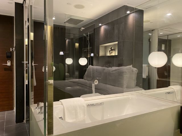 the mira Hong Kong 24 hours