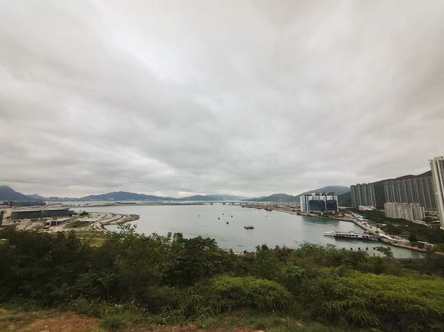 赤鱲角觀景山