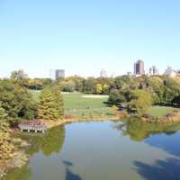 센트럴파크와 조화를 이루는 "Belvedere Castle"