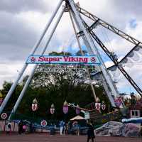 恐竜🦖と遊園地🎠🎡🎢