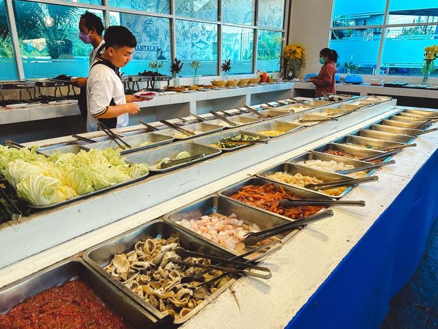 บุฟเฟ่หมูกะทะ "จันท์ทะเล" ตัวเมืองจันทบุรี 