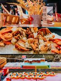 Three years after passing the level, I finally moved into this Victoria Harbour sea view hotel.