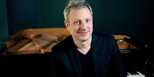 Maxime Zecchini | Alliance Francaise Toronto - Downtown campus